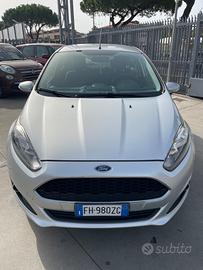 Ford Fiesta 1.4 5 porte GPL
