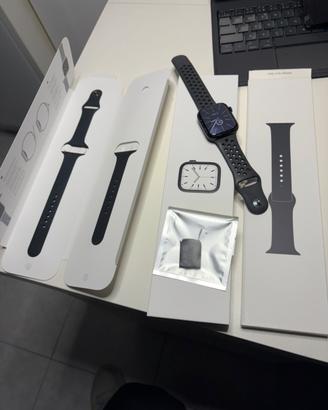 Apple Watch 7 45mm gps