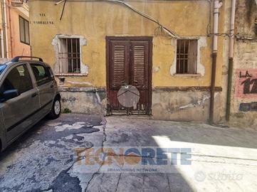 2 LOCALI A MONREALE