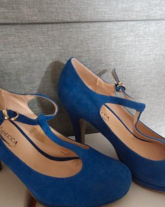 Décolleté bluccino