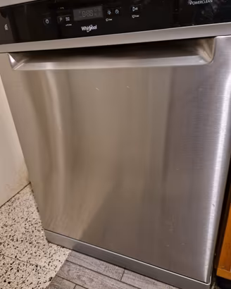 lavastoviglie whirlpool