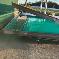 Finestrella a spinta in policarbonato 