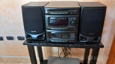 stereo pioneer compacr disc radio 