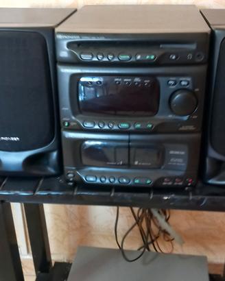 stereo pioneer compacr disc radio 