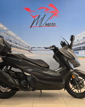Honda Forza 350 "DELUXE"