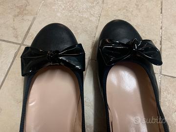 Ballerina da donna in pelle nera