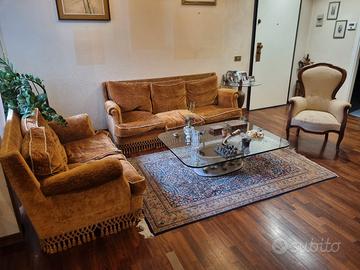 Divani vintage in velluto