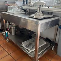 TAVOLO DA LAVORO PROFESSIONALE ACCIAIO RUOTE