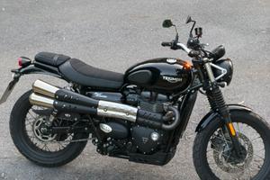 Triumph scrambler 900