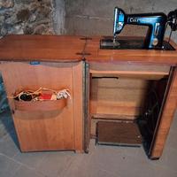 macchina da cucire con pedale