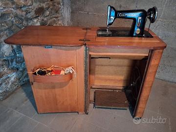 macchina da cucire con pedale