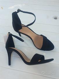 Sandalo elegante nero