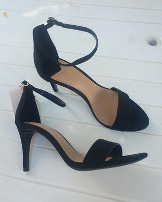 Sandalo elegante nero