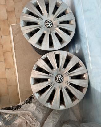 Cerchioni originali VW con borchie