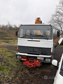 Iveco 180/24