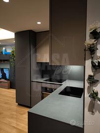 Elegante trilocale ristrutturato in zona Savonarol