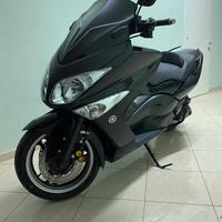 Yamaha Tmax 500