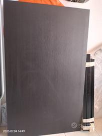 tavolo laccato tipo legno