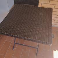 Tavolino più sedie rattan