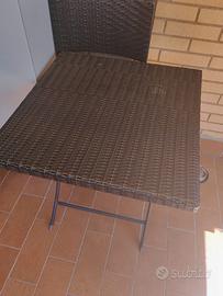 Tavolino più sedie rattan