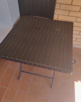 Tavolino più sedie rattan
