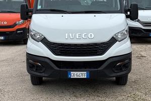 IVECO DAILY 35C16 E6D cassone e gru