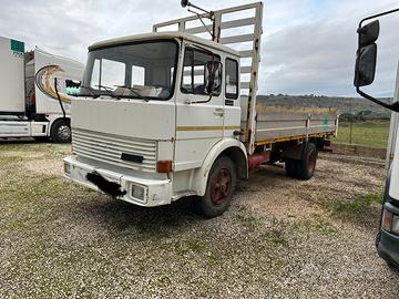 Camion fiat 110-14