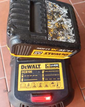 Caricabatteria DeWalt DCB 105 + batteria 14,4v 4A