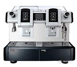 macchina da caffè professionale a capsule firma