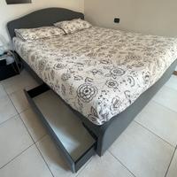 Letto matrimoniale con 4 cassetti