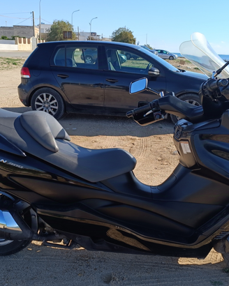 Suzuki Burgman 400