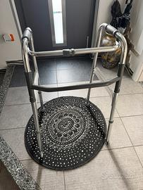 Deambulatore per Anziani