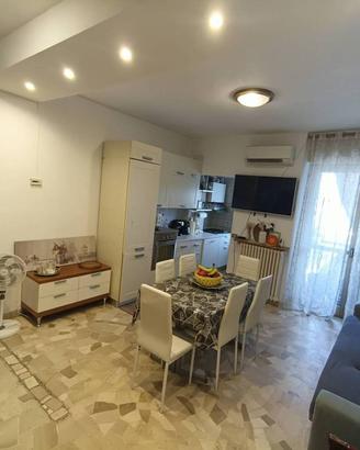Appartamento di 85 m² con 3 locali a Senago