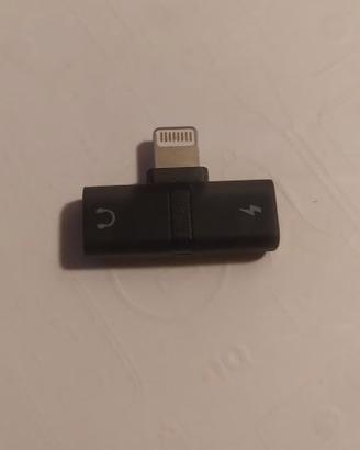 Adattatore audio e ricarica IPhone