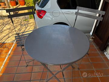 Set tavolo e 2 sedie da balcone o giardino