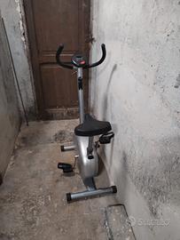 Cyclette per allenamento o fisio