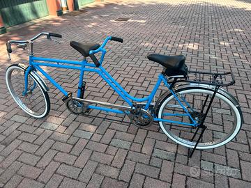 Tandem bicicletta due posti
