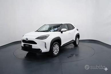 TOYOTA Yaris Cross 1.5 Hybrid 5p. E-CVT Active -