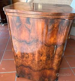 Macchina da cucire Necchi