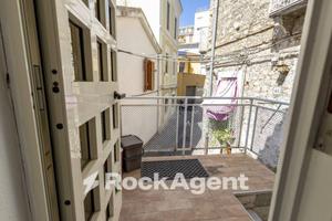 BILOCALE NEL CENTRO STORICO