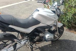 BMW r1200r