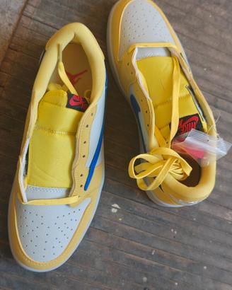 Scarpe Air Jordan 1 Low x Travis Scott "Canary" 