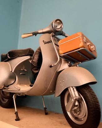 Vespa 50 costruita de agostini da collezione