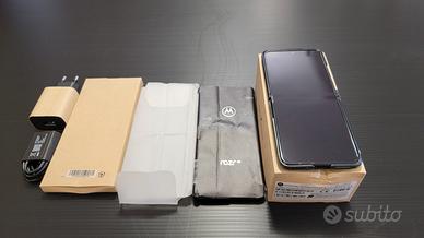 Motorola Razr 40 - 256GB Sage Green 