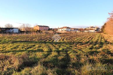 TER. RESIDENZIALE A LATISANA