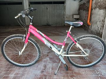 Bicicletta ragazza 26” cambio Shimano