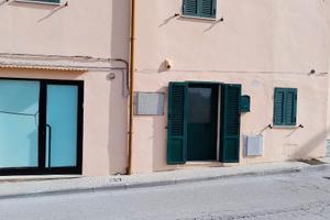 Trilocare in buono stato a varano