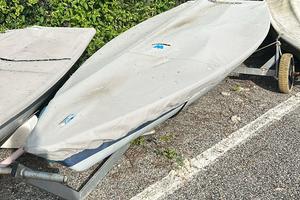 Barca a vela- laser- timone in carbonio