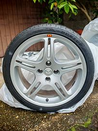 cerchi per Mazda Mx5 con gomme  205 40 r17