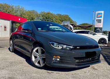 Volkswagen Scirocco R 2.0TDI 184cv